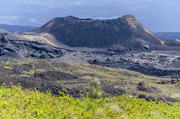 79 - Ecuador - islas Galapagos - isla Isabela - volcan Chico - cono parasito